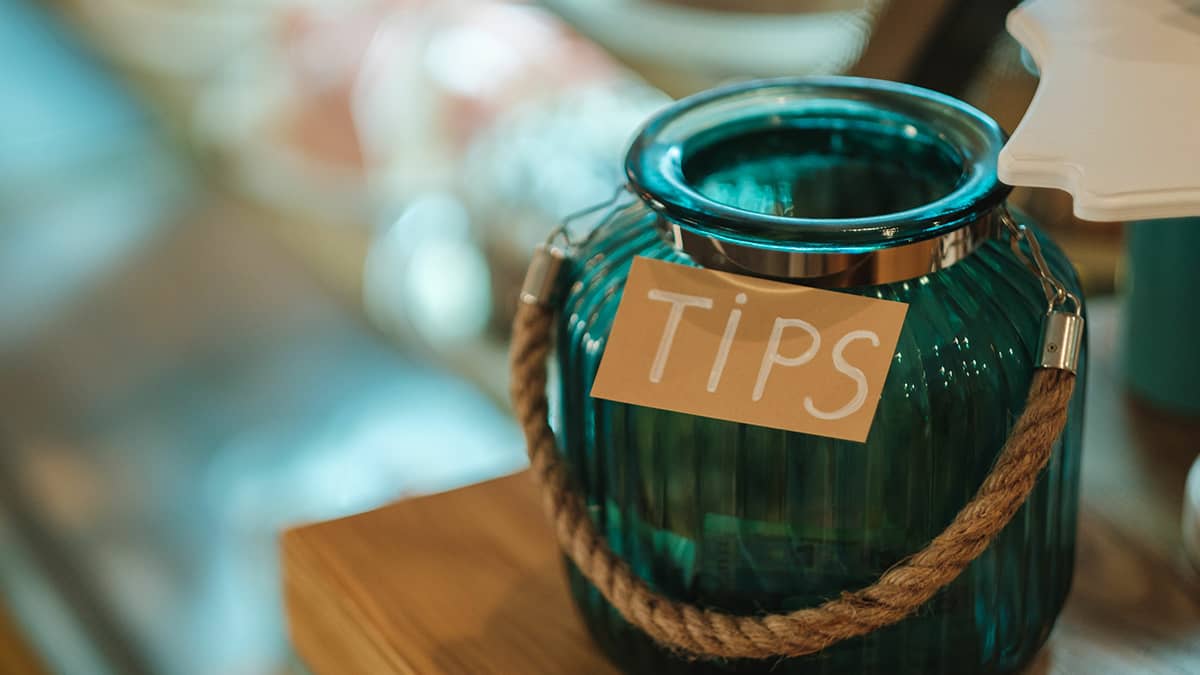 How to Do Tip Pooling Among Your Employees   Rules to Follow & More