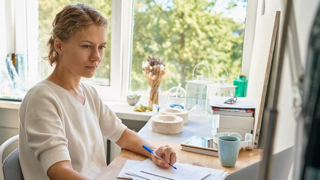 woman calculating imputed income