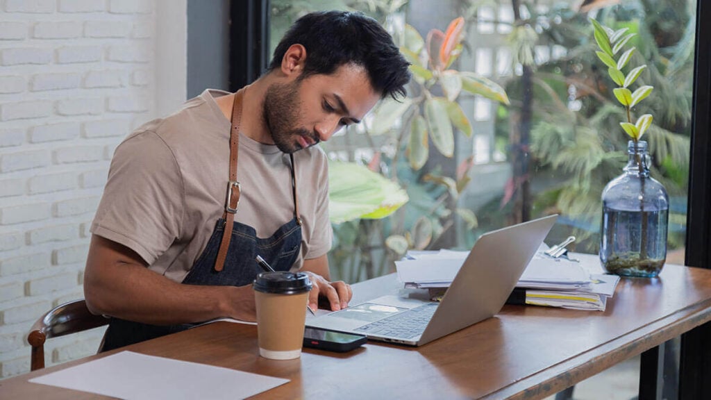IRS Electronic Filing Rules New Efiling Threshold in 2025